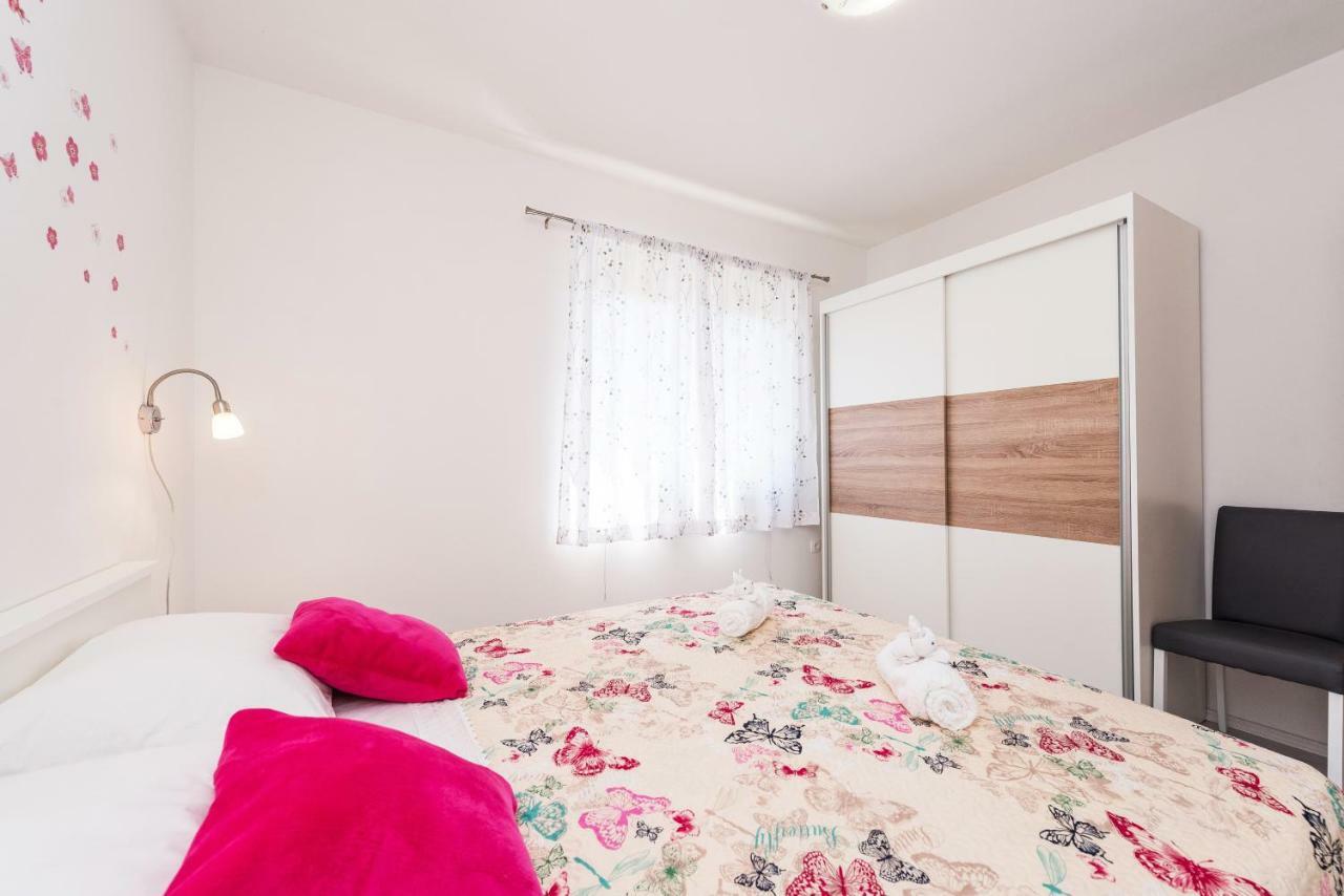 Apartman Micko 普利拉卡 外观 照片