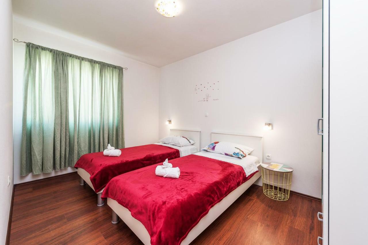 Apartman Micko 普利拉卡 外观 照片